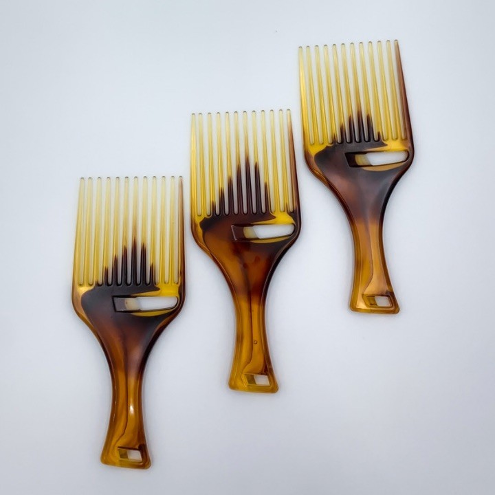 Афропік для розпушування волосся MALLOW accessories янтарний 690 фото