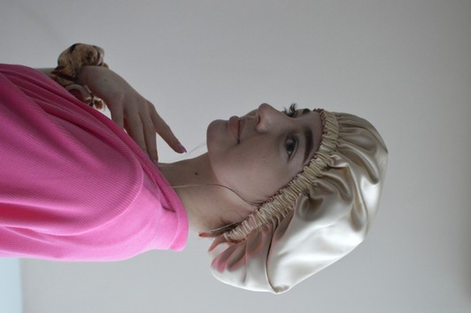 Шовкова шапочка для сну MALLOW Silk 100% шовк колір ваніль-шоколад 1059 фото