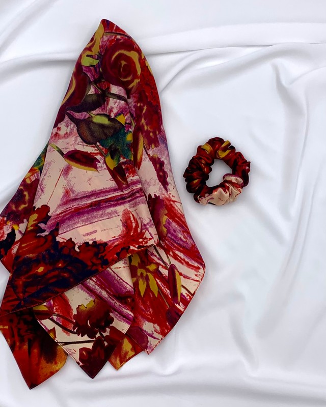 Хустинка 100% італійський шовк MALLOW Silk та в подарунок резиночка забарвлення троянди 1066 фото