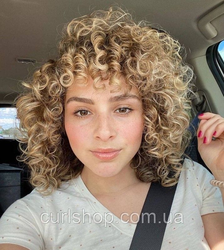 Пінка CURLS для кучерявого волосся Blueberry Bliss Repair and Grow CURLS Sculpting Mousse 41 фото
