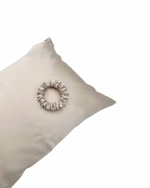 Набір MALLOW silk 42&times;32 см подушка з капоку і наволочка зі 100% шовку - турбота про Ваш сон 30112 фото
