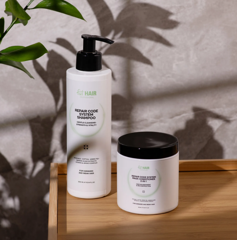 Шампунь для пошкодженого волосся FutHAIR Repair Code Shampoo відновлюючий 0372_300 фото