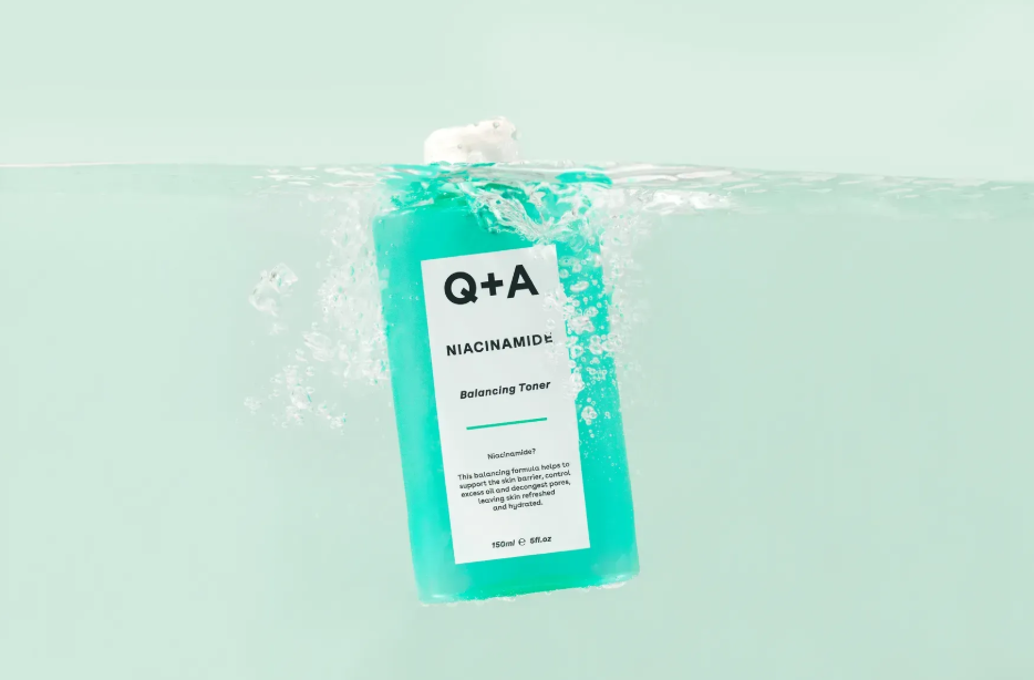 Зволожуючий тонер для обличчя з ніацинамідом Q+A Niacinamide Daily Toner qa23 фото