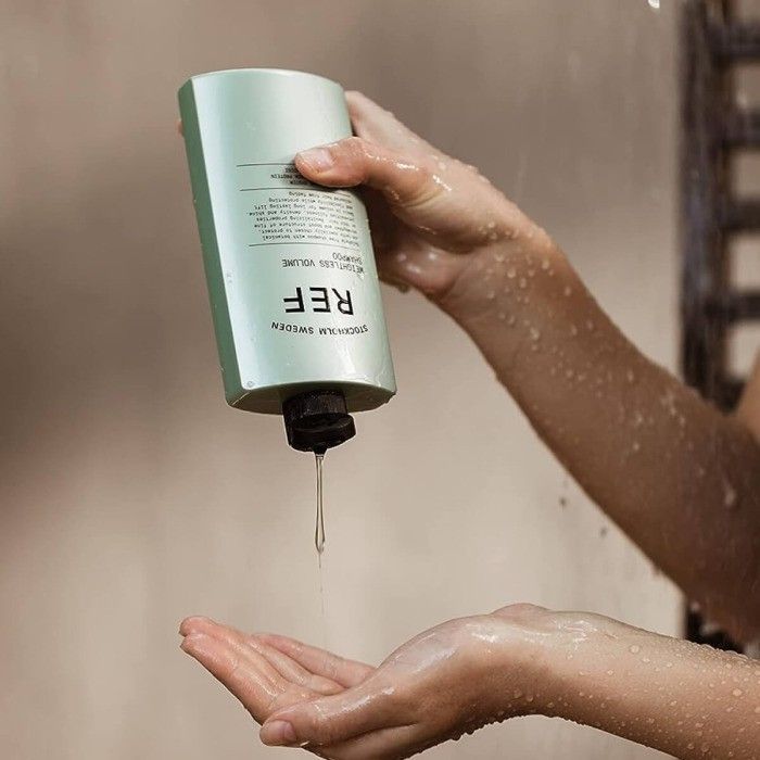 Шампунь REF Weightless Volume Shampoo для об'єму волосся 2160_285 фото