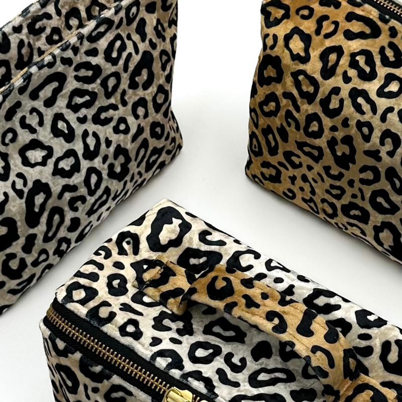 Косметичка MALLOW accessories колір леопард розмір M 1294 фото