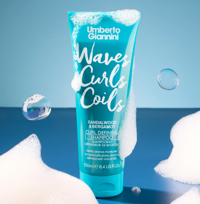 Шампунь для всіх типів кучерів з бергамотом, сандаловим деревом Waves, Curls & Coils Wash Umberto Giannini 0250 фото